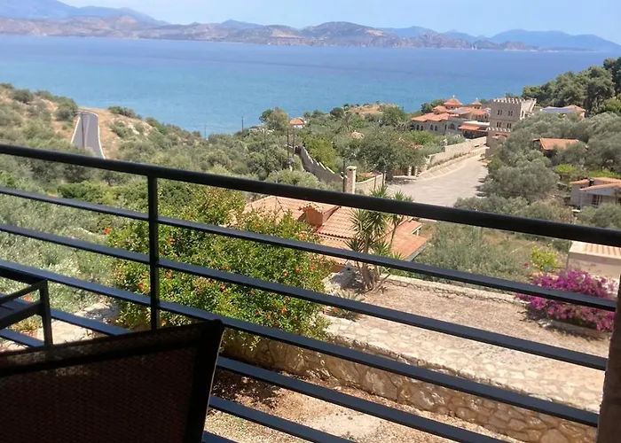 Anaval's View アパート Kivérion